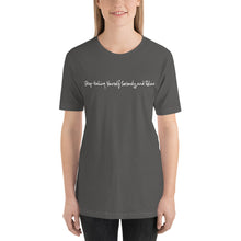 Load image into Gallery viewer, Short-Sleeve Unisex T-Shirt - Relax
